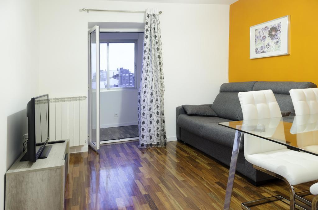 Apartamento Los Colonia Burgos Luaran gambar